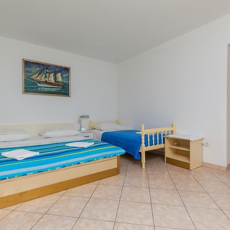 Apartments With A Parking Space Omis - 2745 Quarto foto