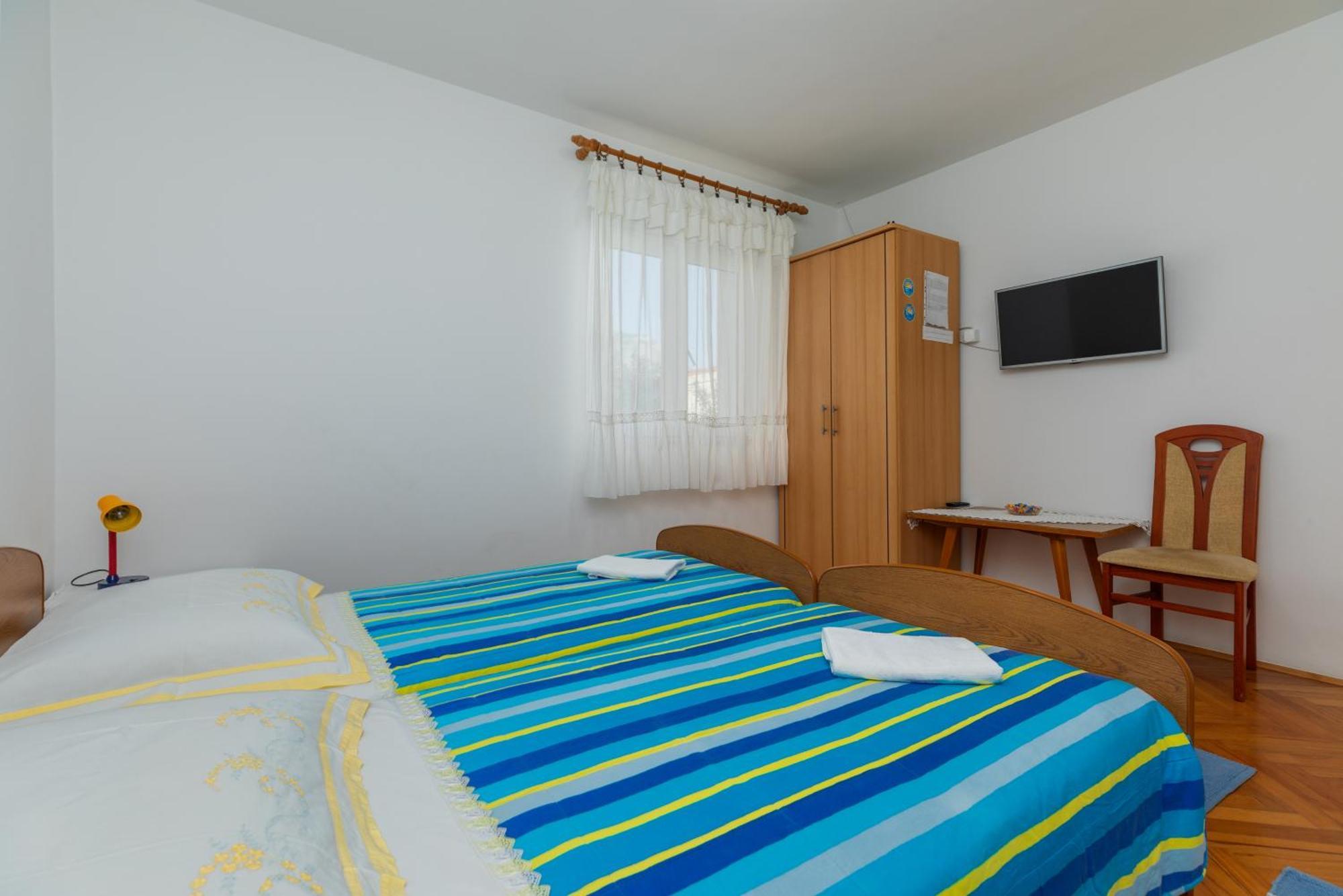 Apartments With A Parking Space Omis - 2745 Quarto foto